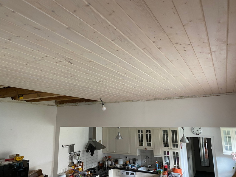 Novy strop v kuchyni 6.jpeg